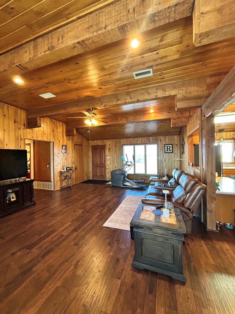 2201 SE County Rd 3001, Andrews, Texas image 16