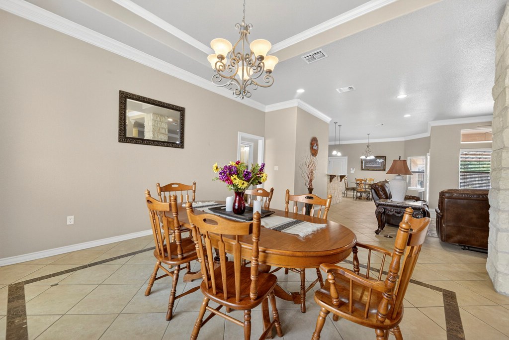 5102 Oak Valley Dr, Midland, Texas image 8