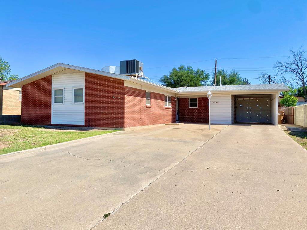 2107 Alabama St, Big Spring, Texas image 1
