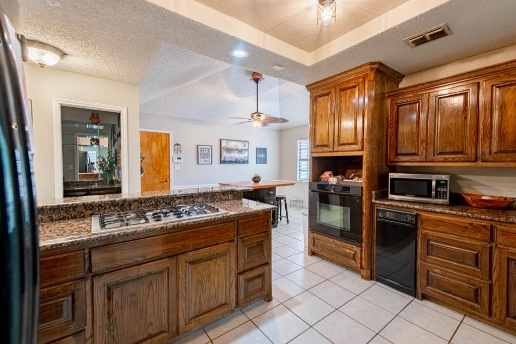 2300 Hermitage Court, Midland, Texas image 8