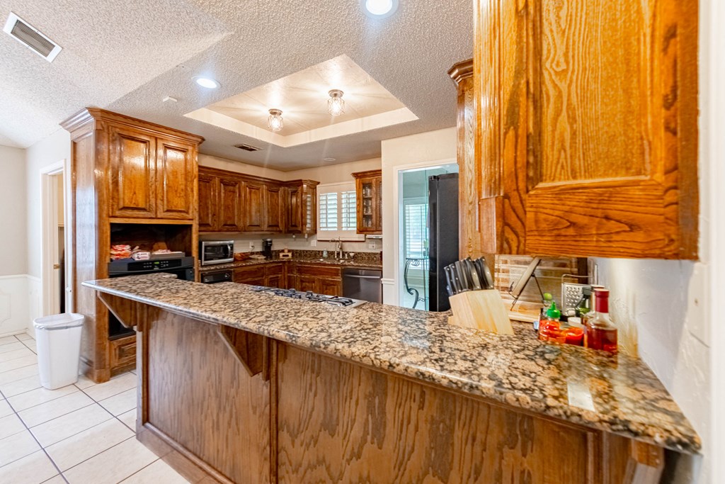 2300 Hermitage Court, Midland, Texas image 6