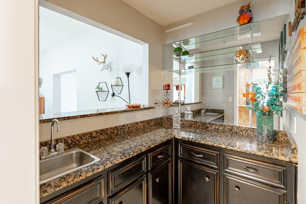 2300 Hermitage Court, Midland, Texas image 11
