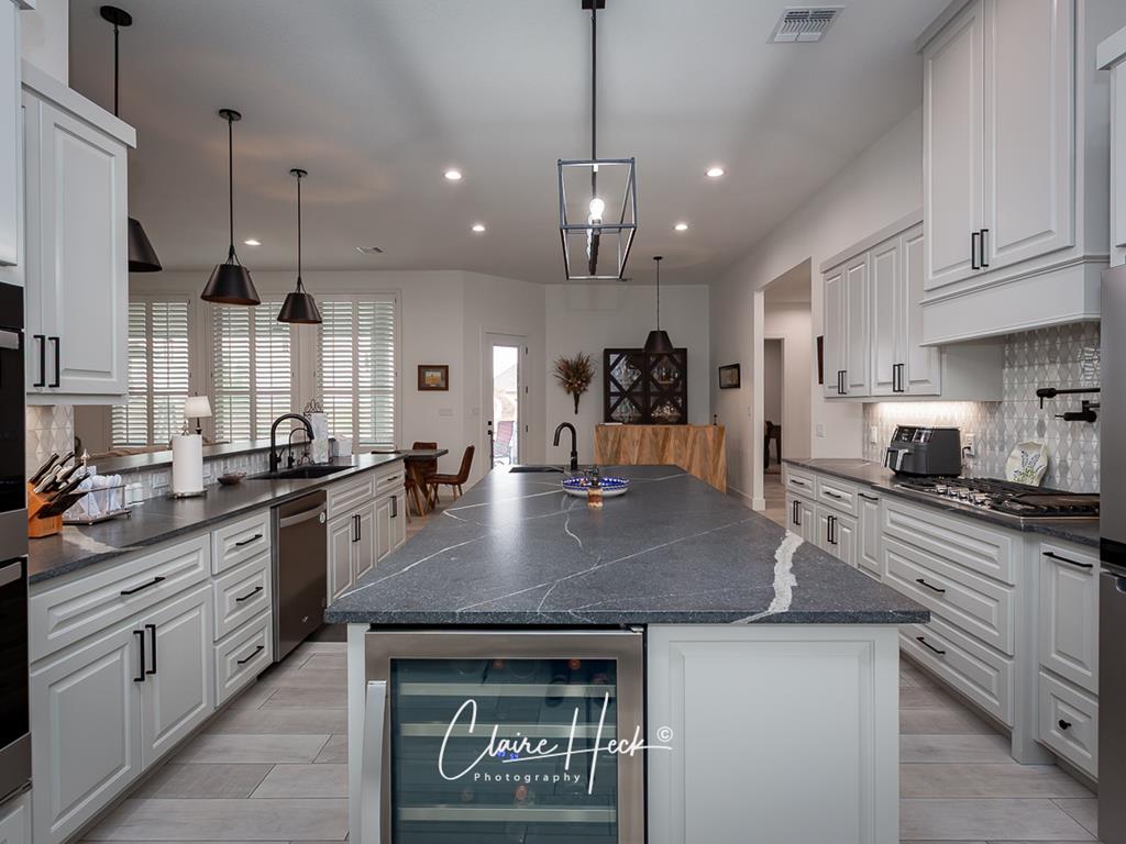 6800 Castle Wood Dr, Midland, Texas image 12