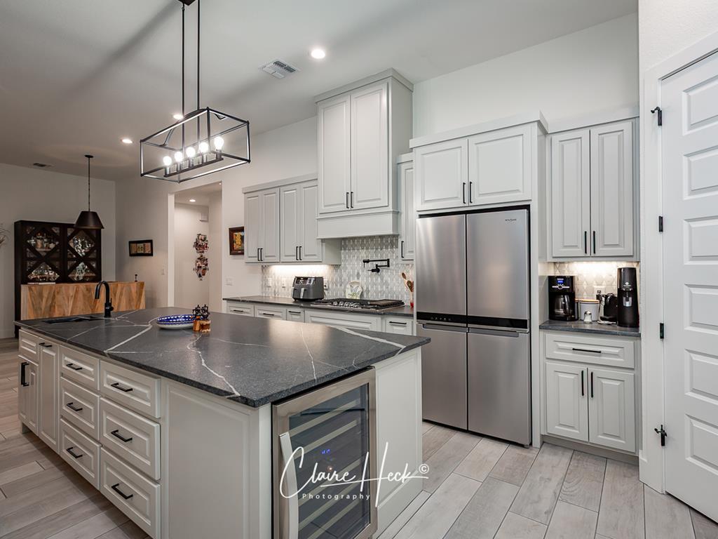 6800 Castle Wood Dr, Midland, Texas image 8