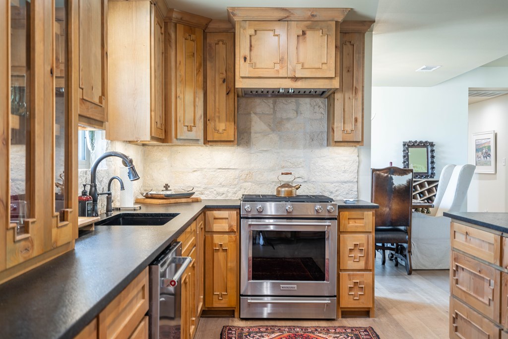 11800 W County Rd 52, Midland, Texas image 10
