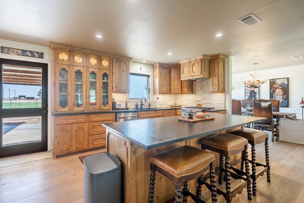 11800 W County Rd 52, Midland, Texas image 8