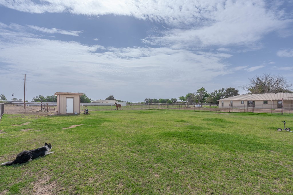 11800 W County Rd 52, Midland, Texas image 48