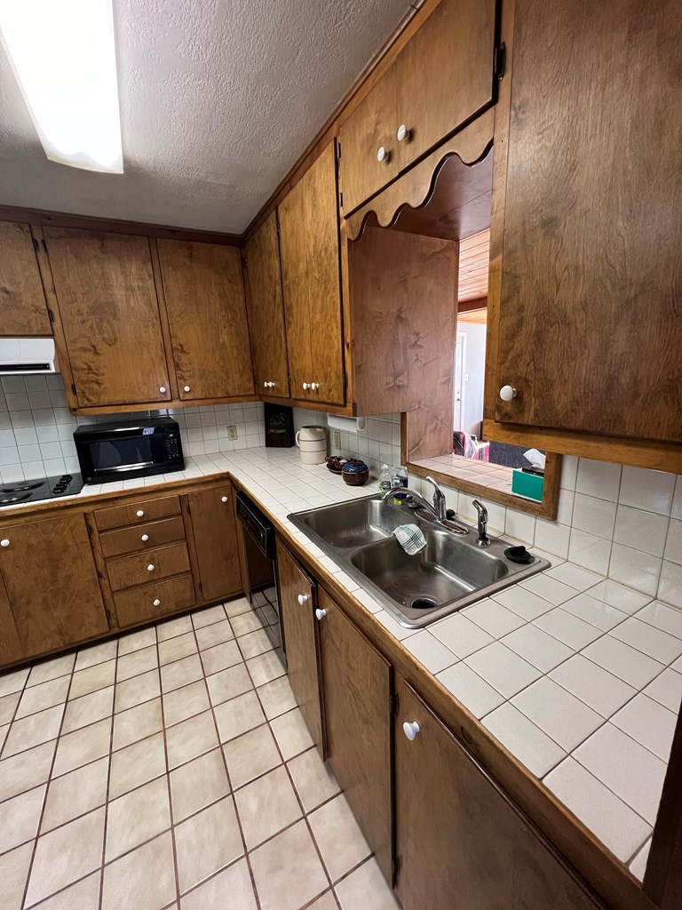 300 N State St, Fort Davis, Texas image 21
