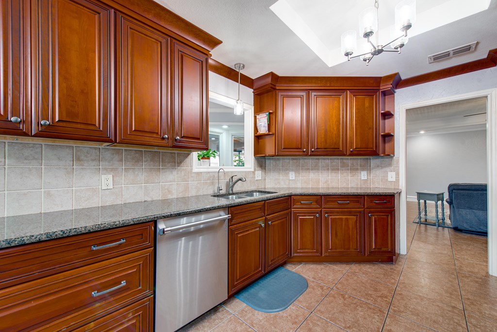 5003 Castleford Rd, Midland, Texas image 11