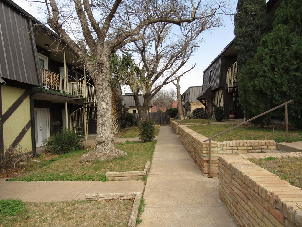 501 W Scharbauer Dr #11, Midland, Texas image 15