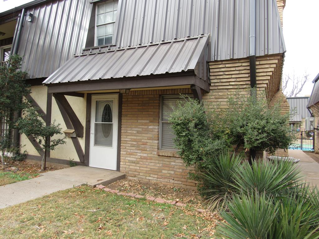 501 W Scharbauer Dr #11, Midland, Texas image 1