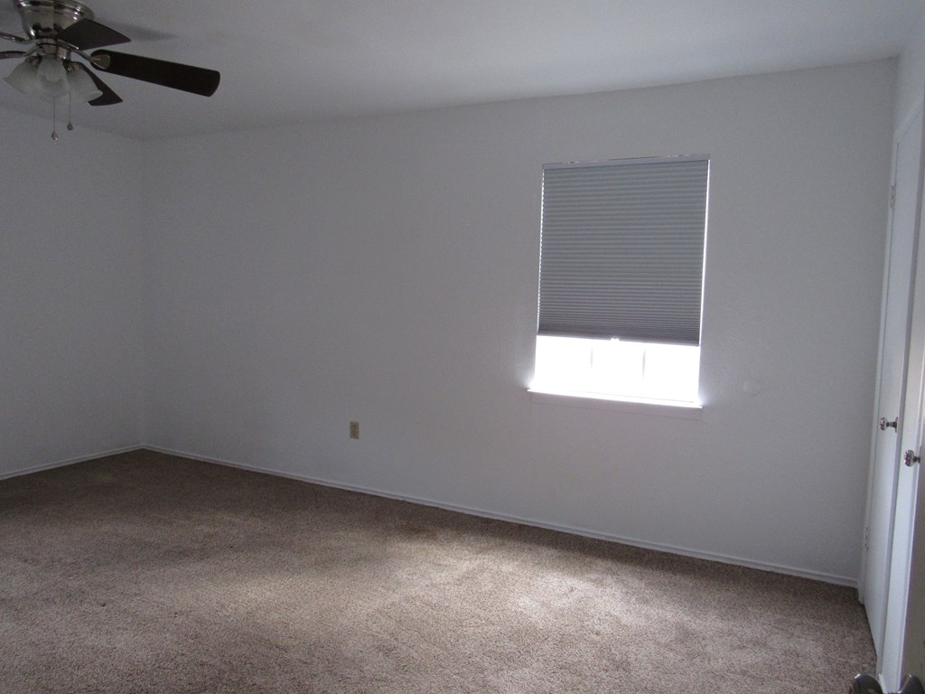 501 W Scharbauer Dr #11, Midland, Texas image 12