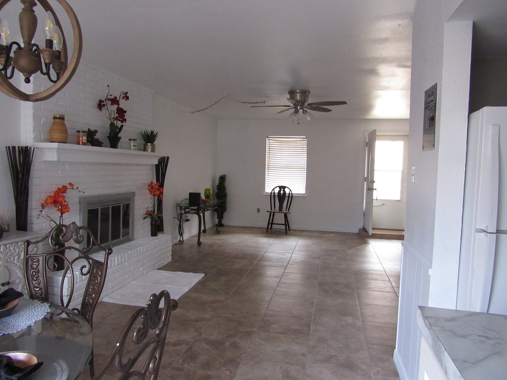 501 W Scharbauer Dr #11, Midland, Texas image 8