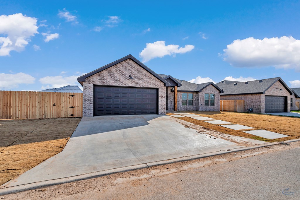 1004 Harrier Dr, Midland, Texas image 6