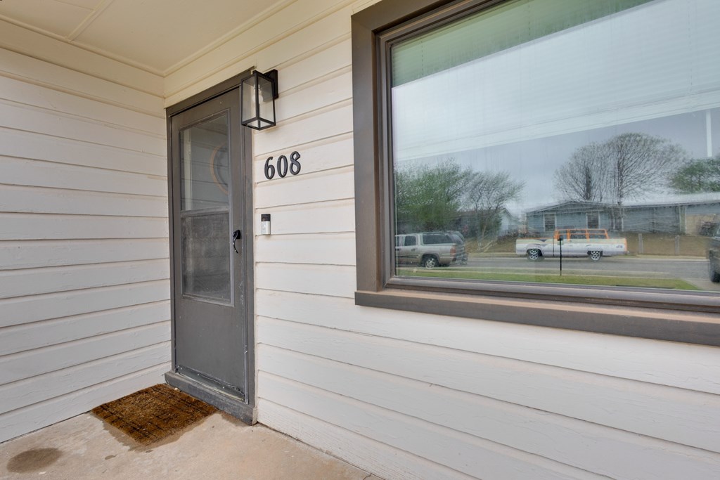 608 Holbert St, Big Spring, Texas image 4
