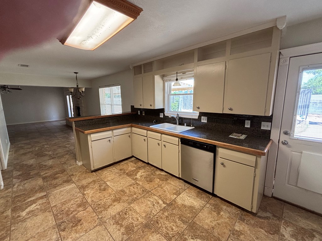 2500 Shell Ave, Midland, Texas image 3