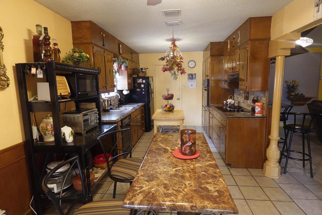 2511 Fontana St, Odessa, Texas image 9