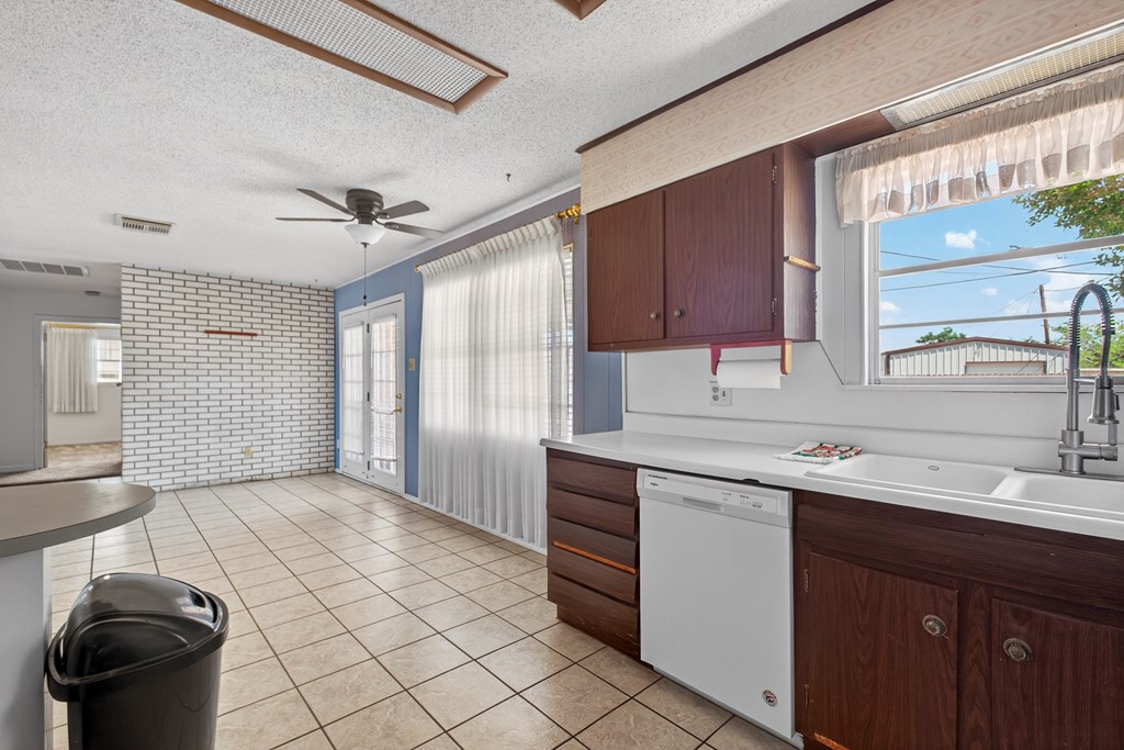 4709 Shadylane Dr, Midland, Texas image 31