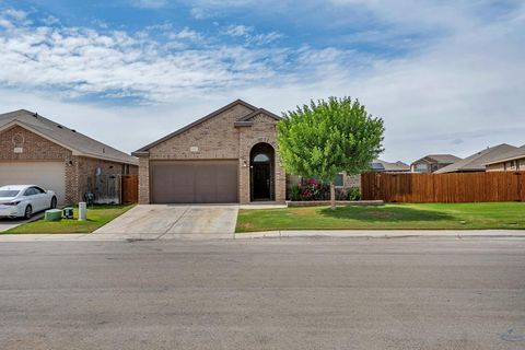 Homes For Sale - 6812 Vanguard Road<br/> Midland County, Midland, TX 79706