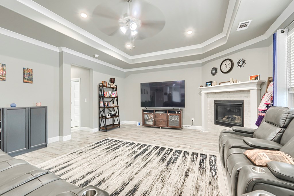 1706 Overshine Lane, Midland, Texas image 11
