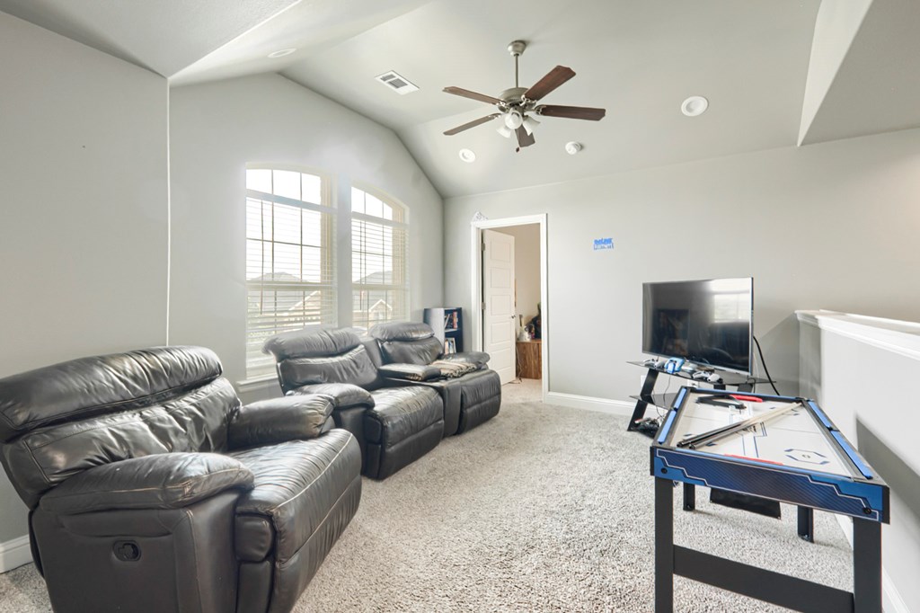 1706 Overshine Lane, Midland, Texas image 33
