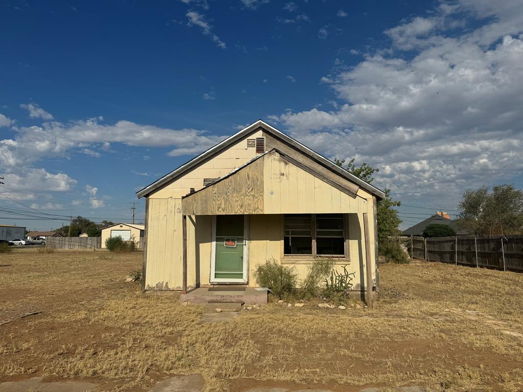 View Midland, TX 79701 house