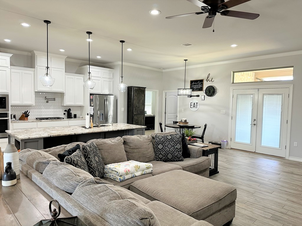 1311 Desert Rose Dr, Midland, Texas image 3