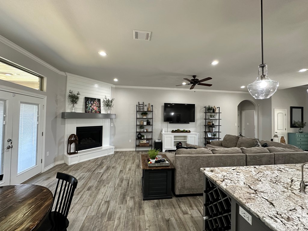 1311 Desert Rose Dr, Midland, Texas image 5
