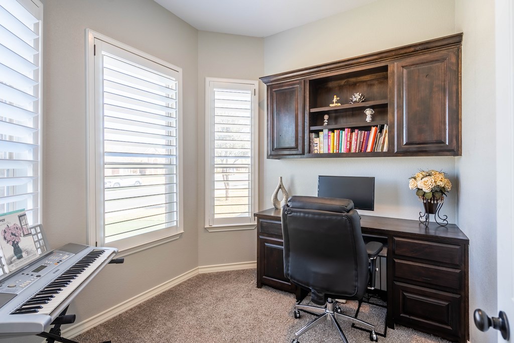 2913 Parton Way, Midland, Texas image 24