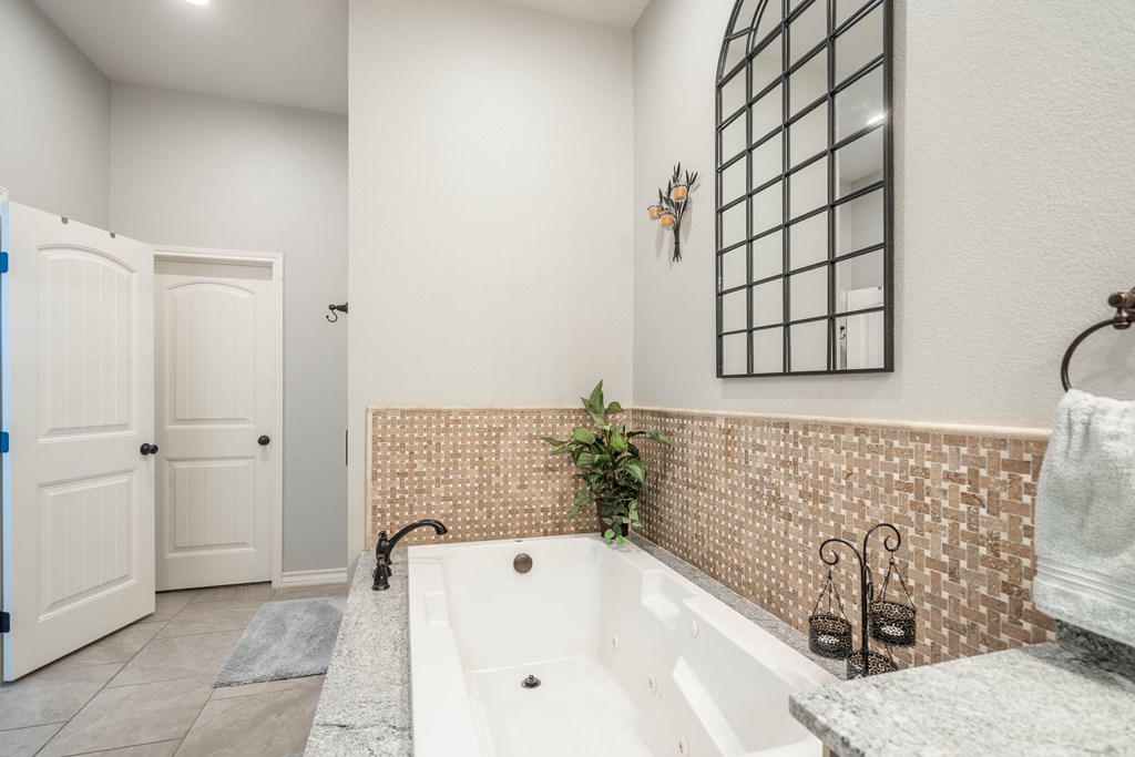 2913 Parton Way, Midland, Texas image 28