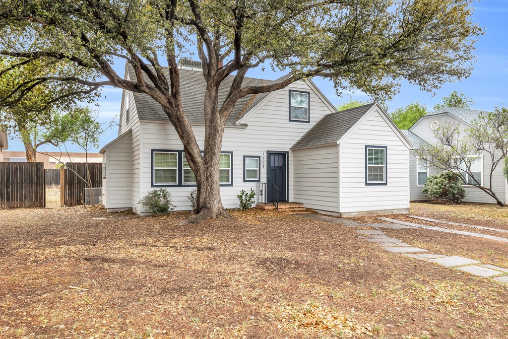 1005 W Tennessee Ave, Midland, Texas image 2