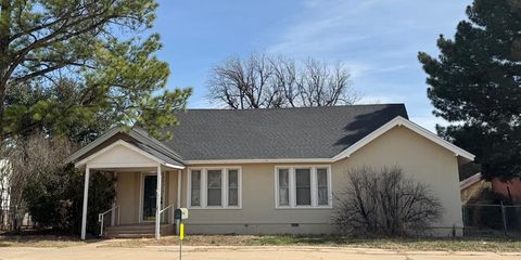 Homes For Sale - 724 Hickory Street<br/> Colorado City, TX 79512