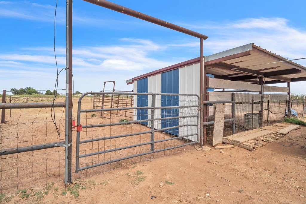 9811 S County Rd 1218, Midland, Texas image 25