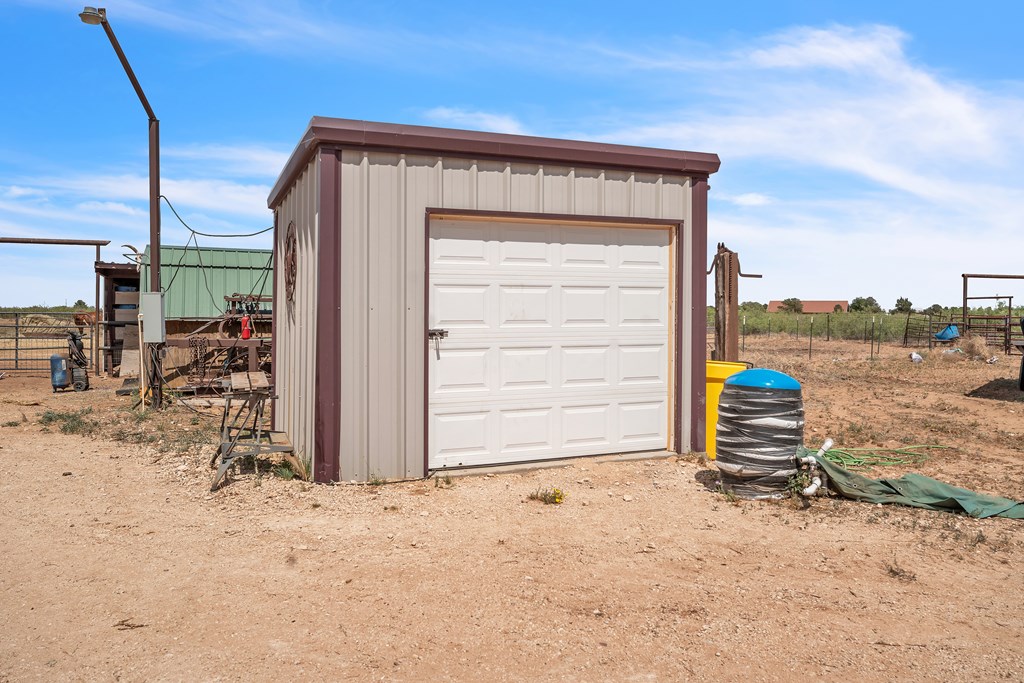 9811 S County Rd 1218, Midland, Texas image 24