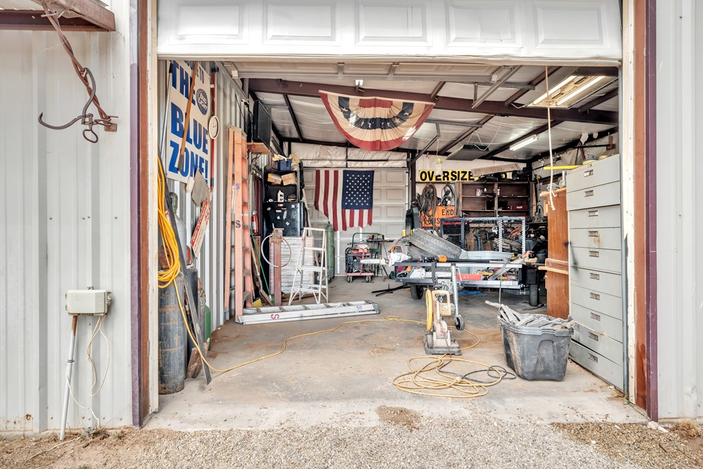 9811 S County Rd 1218, Midland, Texas image 20
