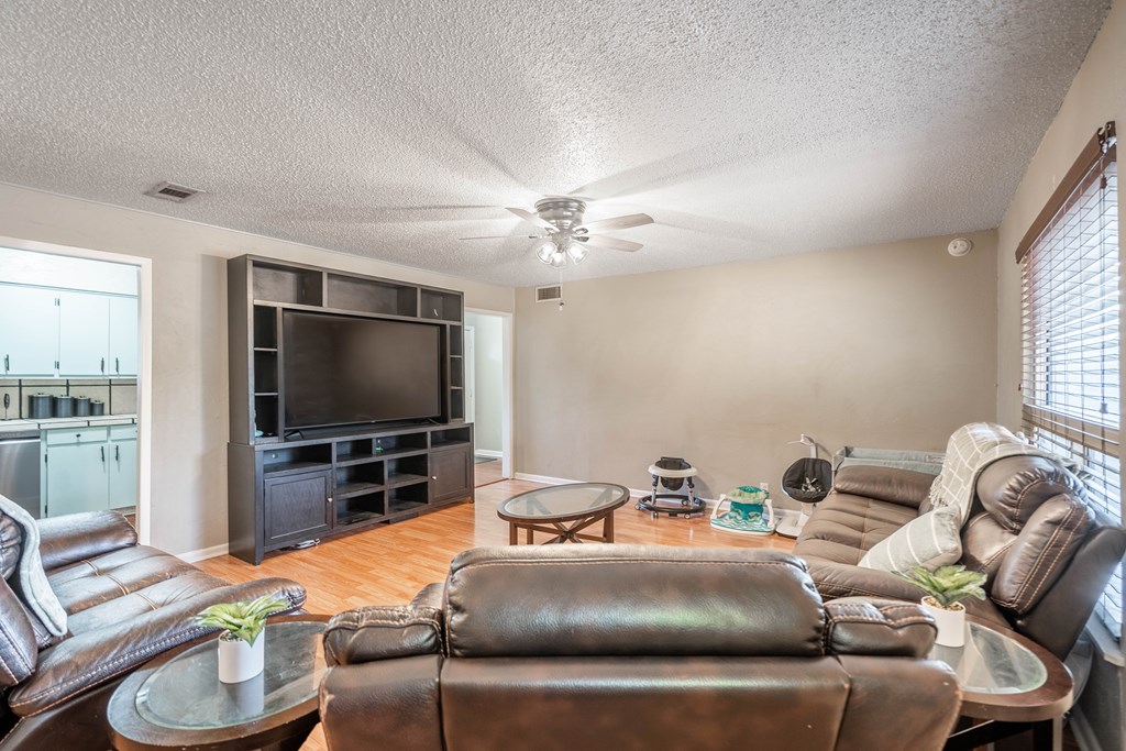 807 Boyd Ave, Midland, Texas image 6