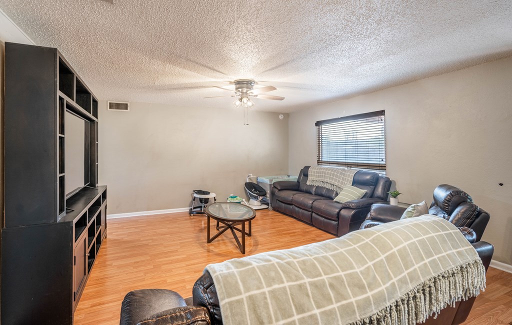 807 Boyd Ave, Midland, Texas image 5