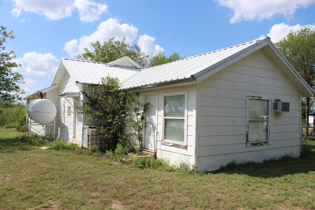 807 Brazos St, Coleman, Texas image 10