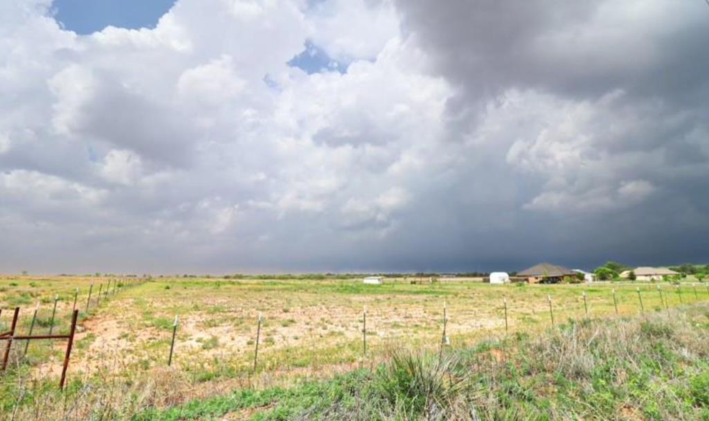 10503 E Midway Rd, Big Spring, Texas image 5