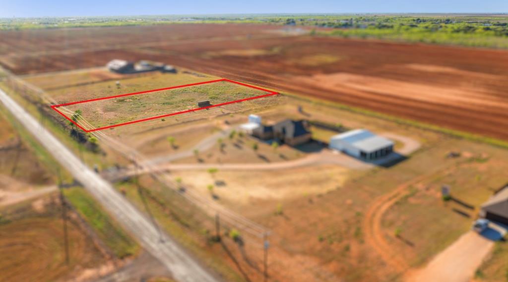 10503 E Midway Rd, Big Spring, Texas image 2