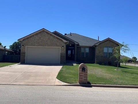 Homes For Sale - 4201 Midland Ave<br/> Snyder, TX 79549