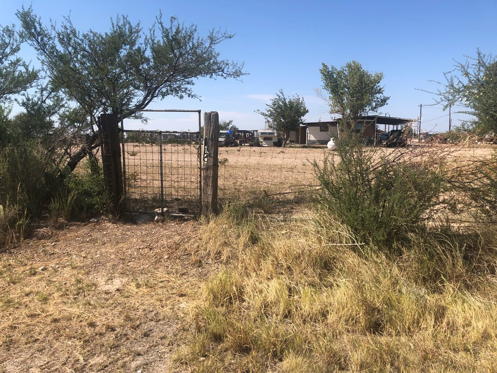 HWY 1053 N Hwy 1053, Fort Stockton, Texas image 3