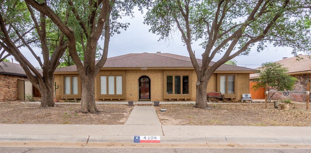 4104 Gleneagles Dr, Midland, Texas image 2
