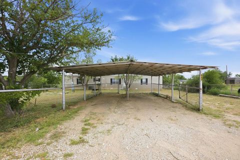 Mobile Home For Sale - 665 Lcr 313<br/> Mitchell County, Colorado City, TX 79512