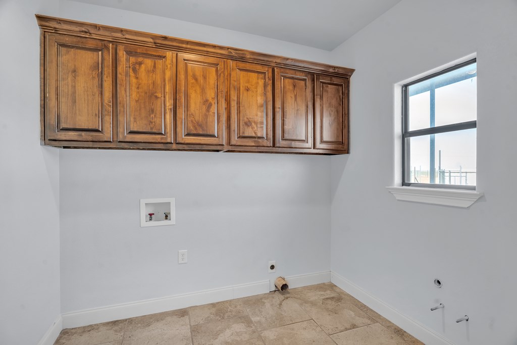 5600 N County Road 1125, Midland, Texas image 24