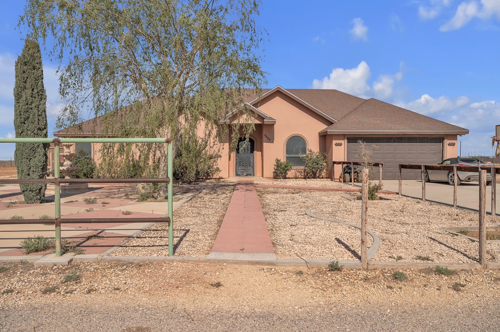 5600 N County Road 1125, Midland, Texas image 3