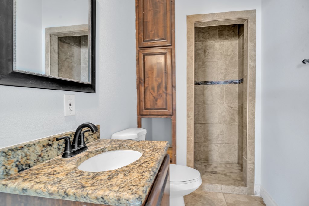 5600 N County Road 1125, Midland, Texas image 17