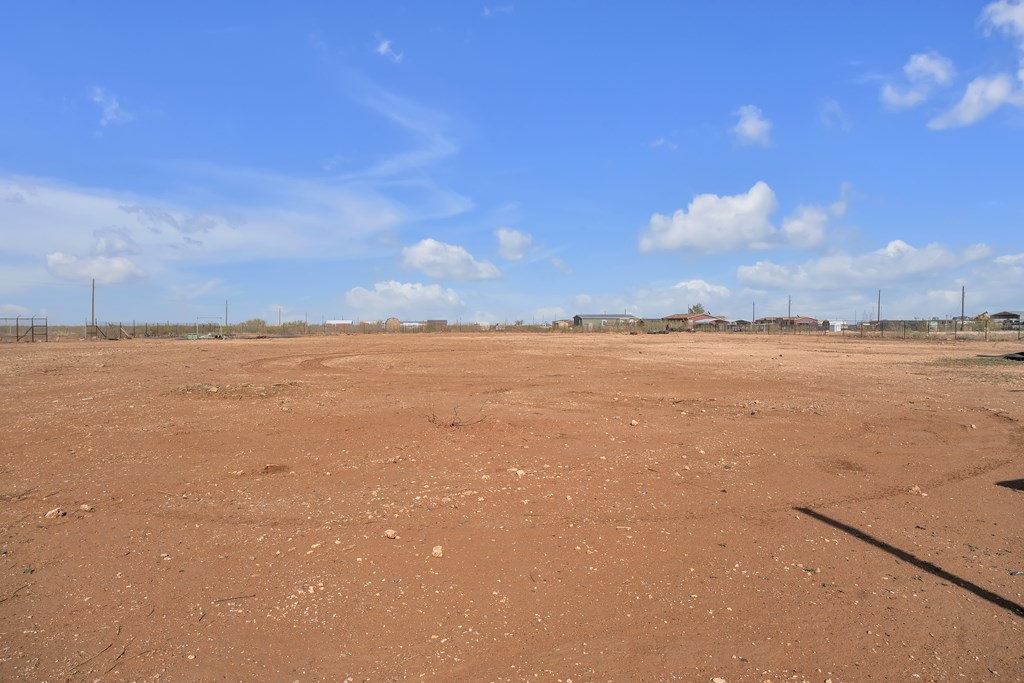 5600 N County Road 1125, Midland, Texas image 29