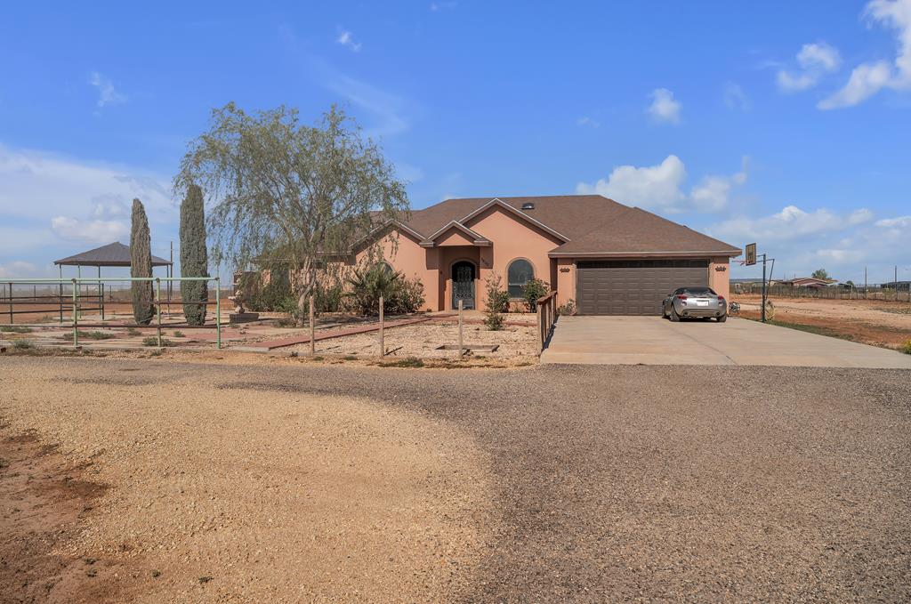 5600 N County Road 1125, Midland, Texas image 1