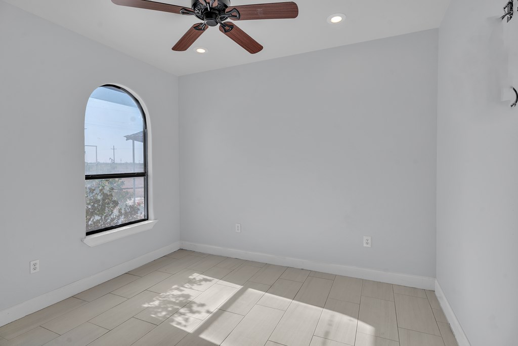 5600 N County Road 1125, Midland, Texas image 18